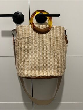 HOBO Sheila Straw Bucket Tote